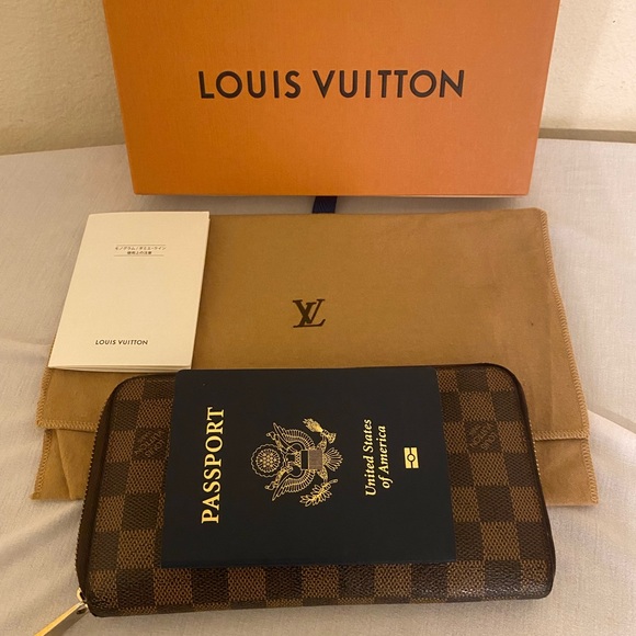 Louis Vuitton Damier Long Zippy Wallet Organizer - Picture 10 of 10